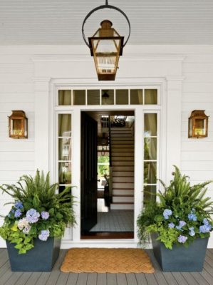 Staging your front porch to sell