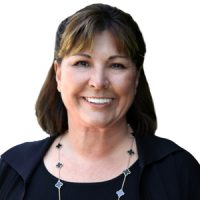 How Phyllis Harb’s Mortgage Banking Career Gives Her a Unique Edge as a Top Real Estate Agent