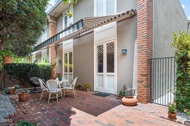 S. Orange Grove Townhome at Cravens Court Sold
